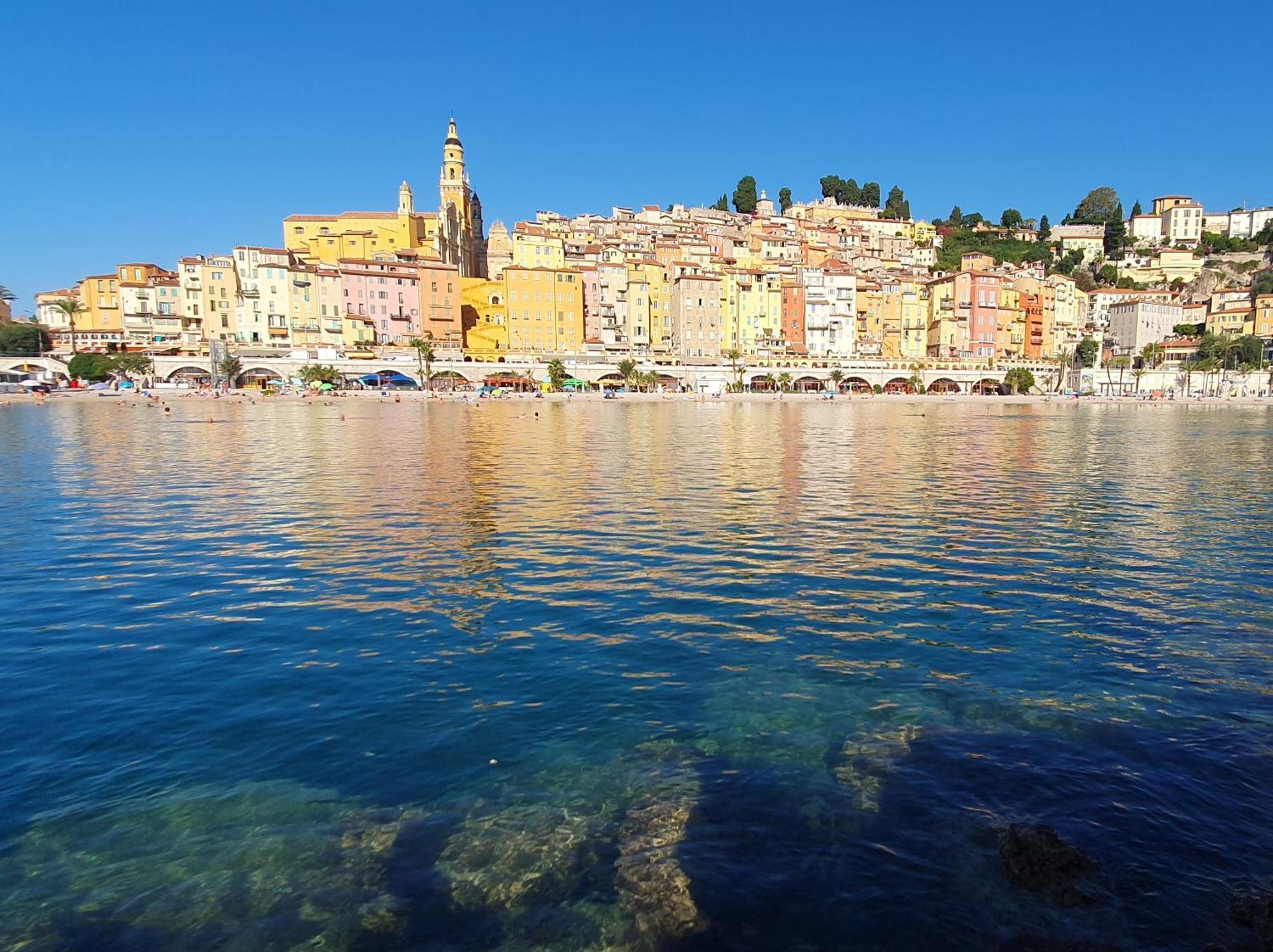 Menton # Monaco - F1 Gp - 4 Persons - Sea View - New - Parking - Clim - Premium - Beach And Sun Exterior photo